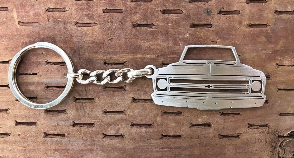Second generation 1967–1968 Stainless Steel Truck Keychain Front View